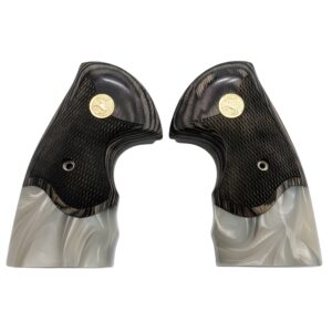 Colt Python Black
Rosewood Grips Pearl Acrylic Gold Medallion with Rearing Horse